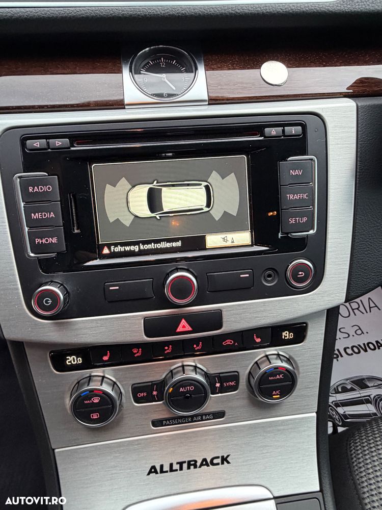 Volkswagen Passat 2.0 TDI BlueMotion Technology Highline - 27