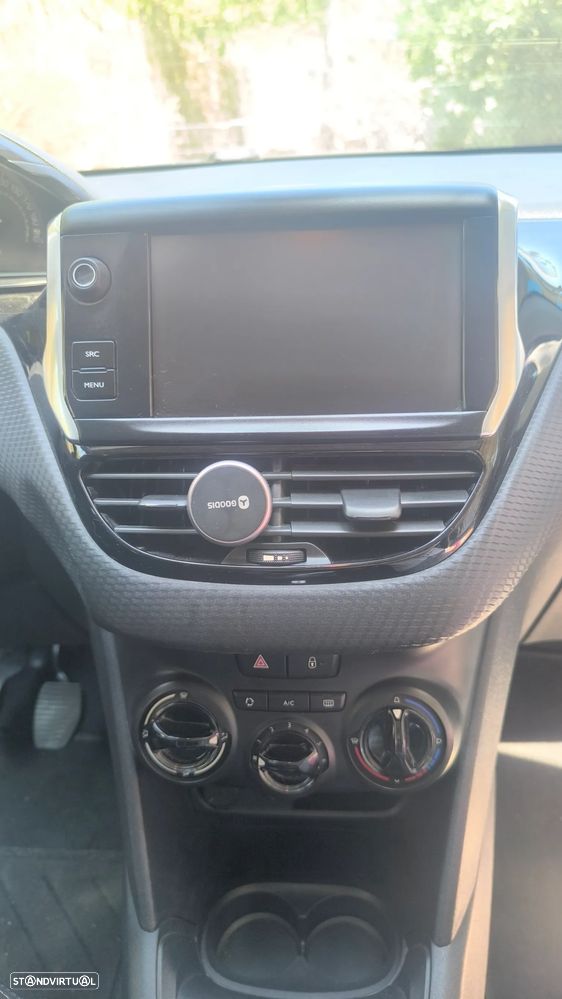 Peugeot 208 1.2 PureTech Style — fotografia 12