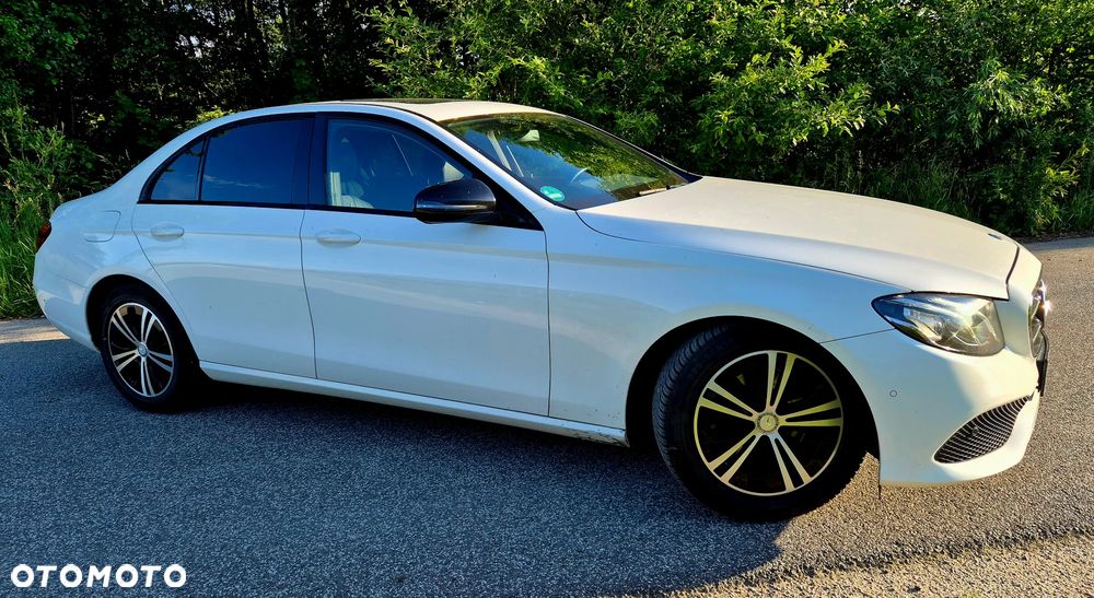 Mercedes-Benz Klasa E - 18