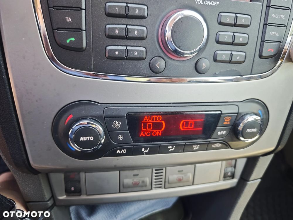 Ford Focus - 12