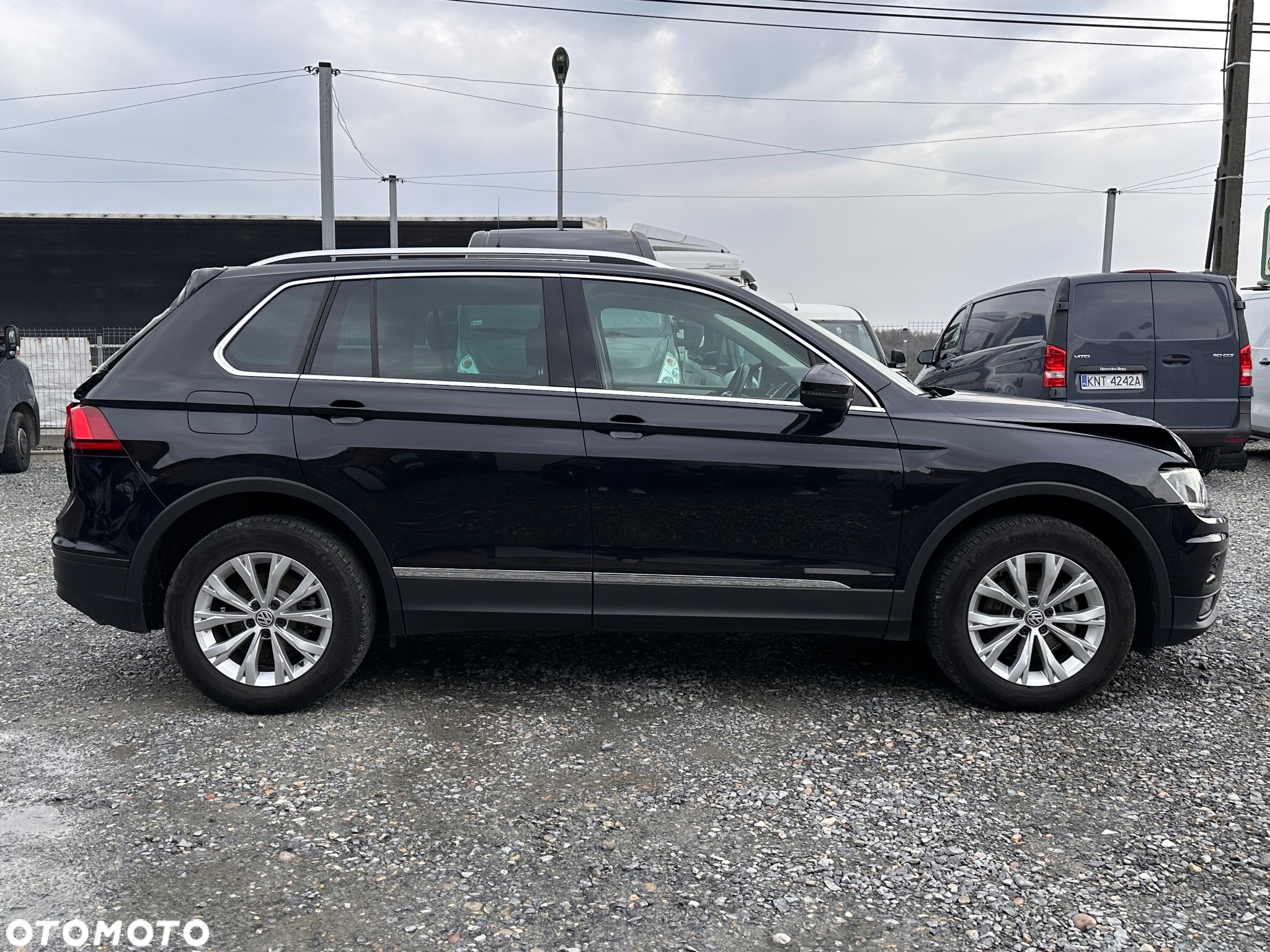 Volkswagen Tiguan - 9