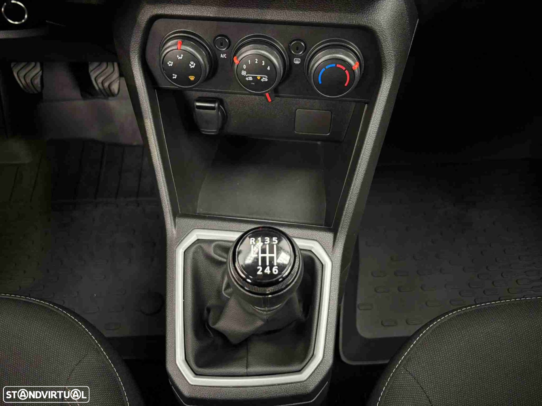 Dacia Sandero 1.0 TCe Stepway Expression - 13