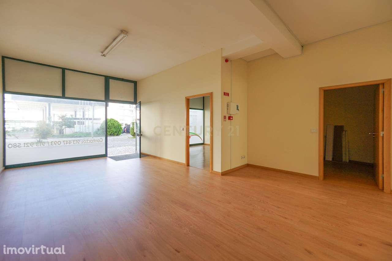 Loja - Centro da Vila - Lousã - Grande imagem: 4/27