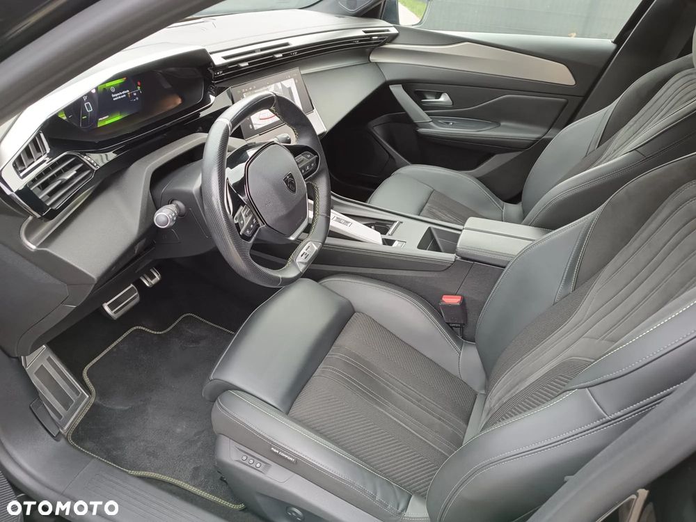 Peugeot 408 1.2 PureTech GT S&S EAT8 - 17