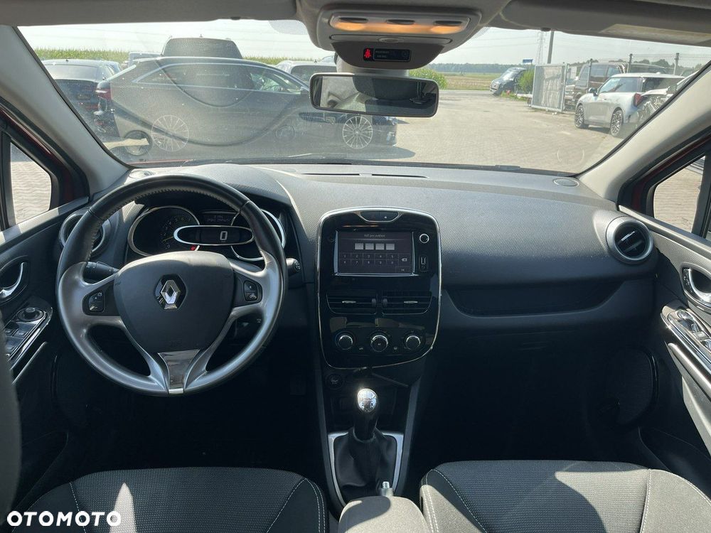 Renault Clio - 6
