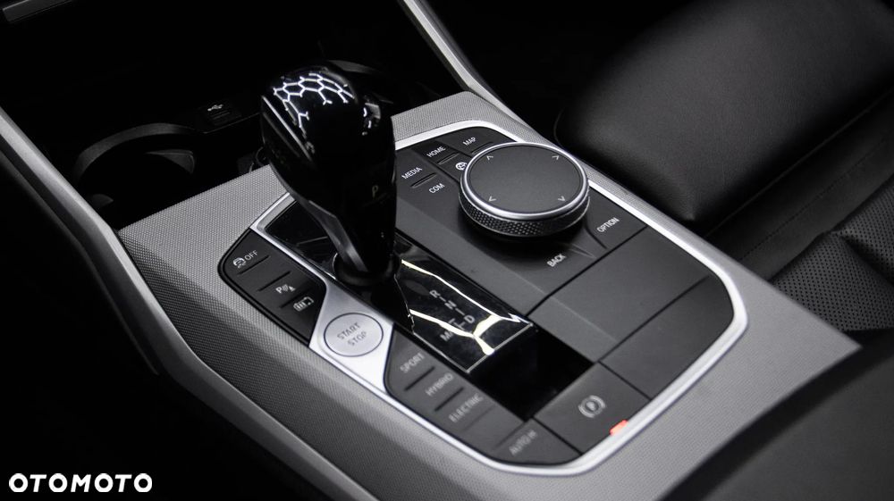 BMW Seria 3 320e Advantage sport - 19