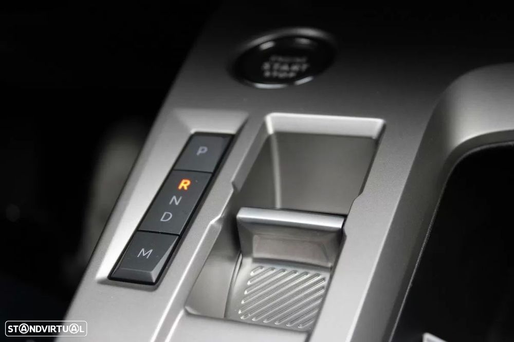 Peugeot 408 1.2 PureTech Allure EAT8 - 13