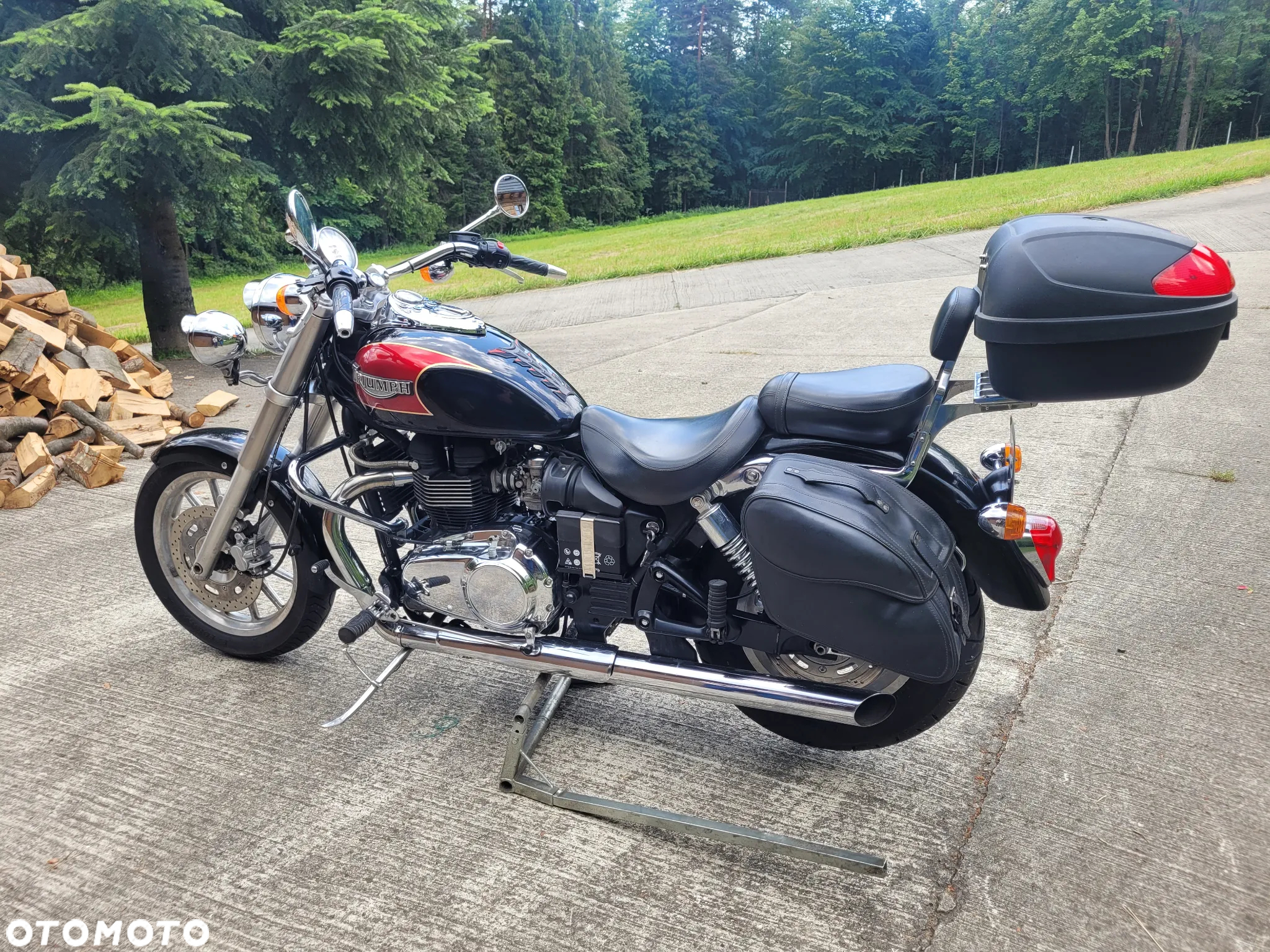 Triumph America - 7