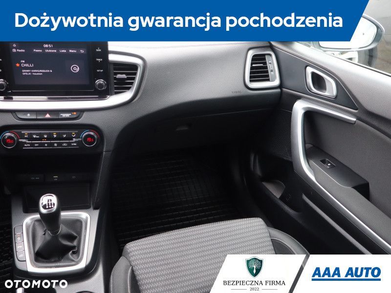 Kia Ceed - 9