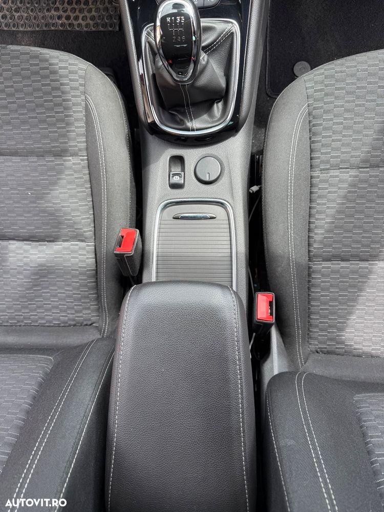 Opel Astra 1.6 CDTI ECOTEC Excite - 17