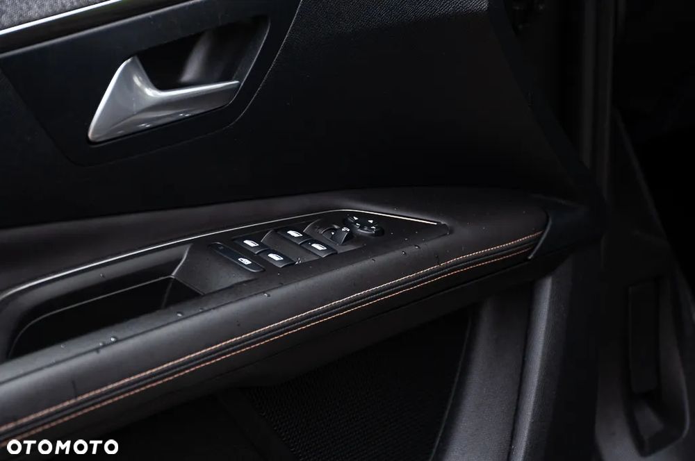 Peugeot 3008 PureTech 130 Stop & Start Allure - 37