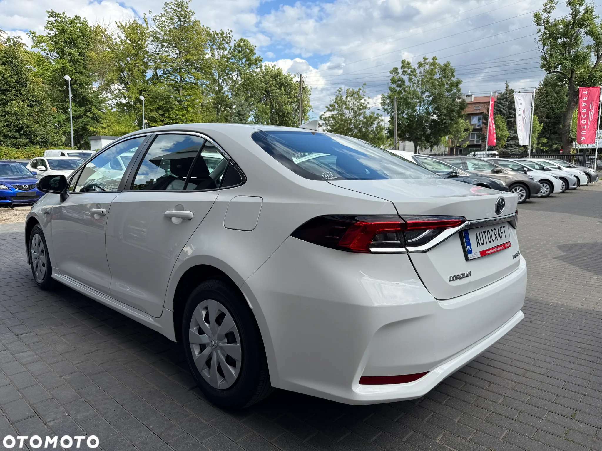 Toyota Corolla 1.8 Hybrid Comfort - 16