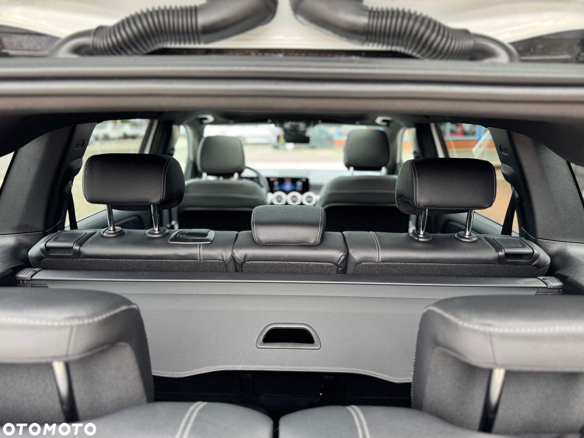 Mercedes-Benz GLB 200 d 4Matic 8G-DCT Special Edition - 37