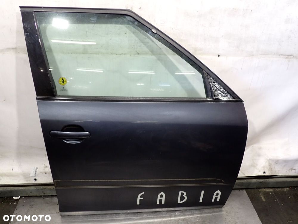 DRZWI PRAWY PRZÓD SKODA FABIA II 1.4MPI - 1