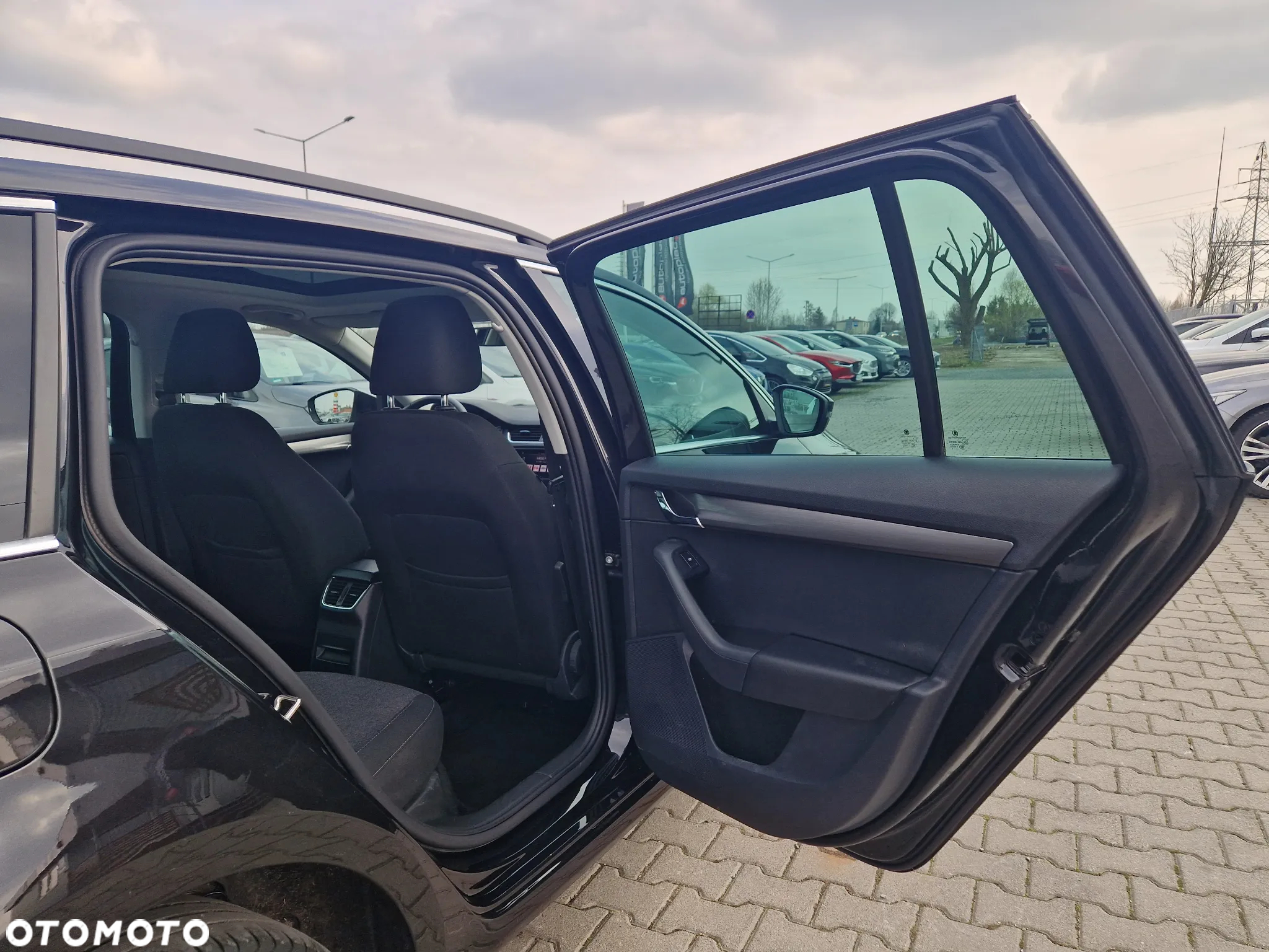 Skoda Octavia Combi 1.5 TSI ACT DSG Ambition - 30