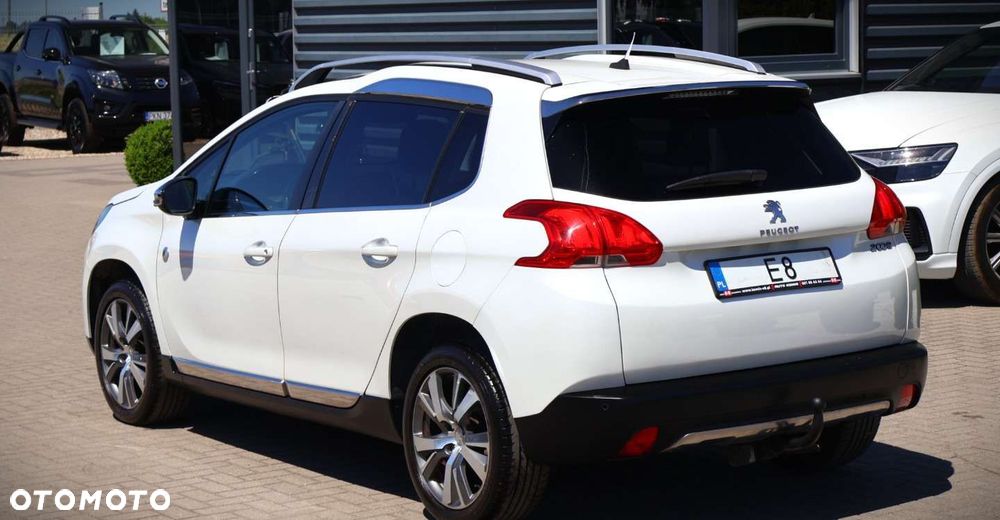 Peugeot 2008 - 8