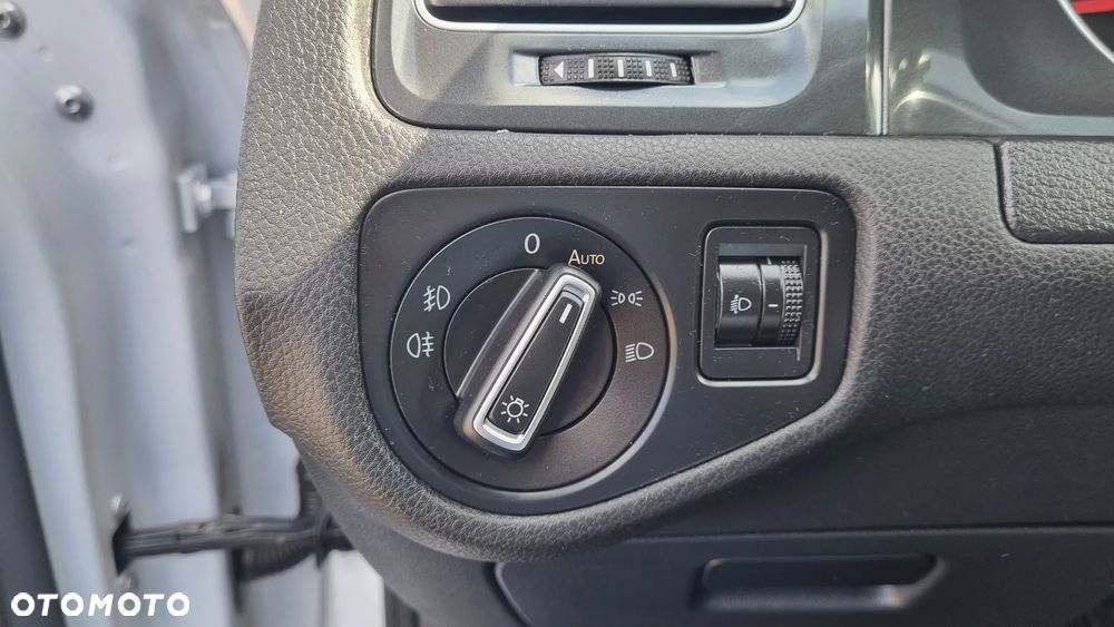 Volkswagen Golf 2.0 TDI (BlueMotion Technology) Comfortline - 14