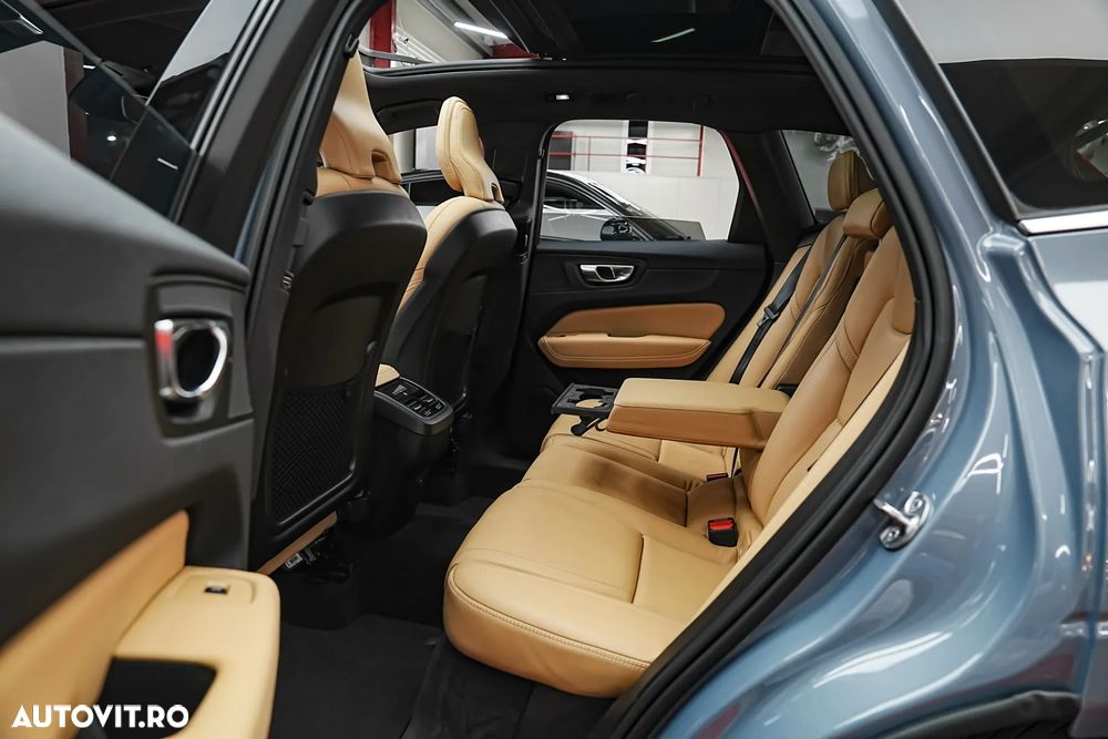 Volvo XC 60 B5 D AWD Geartronic Inscription - 6