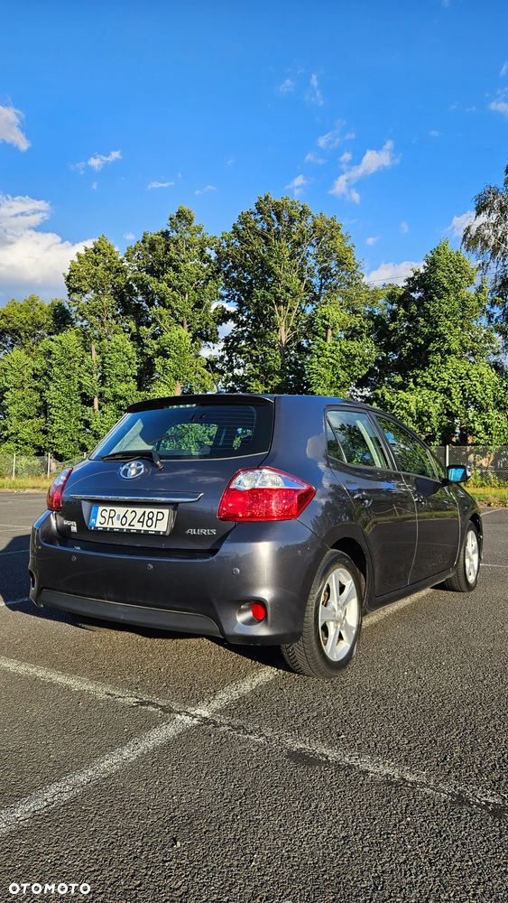 Toyota Auris 1.6 Premium - 10