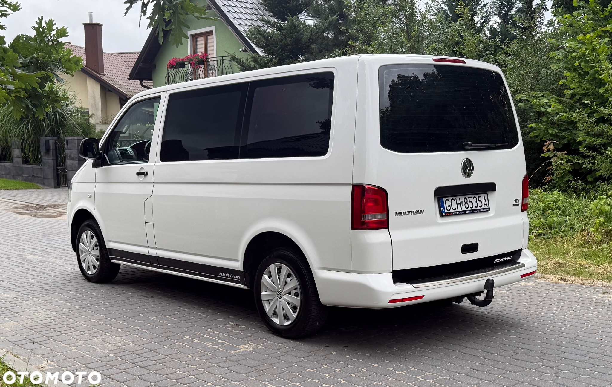 Volkswagen Multivan - 2