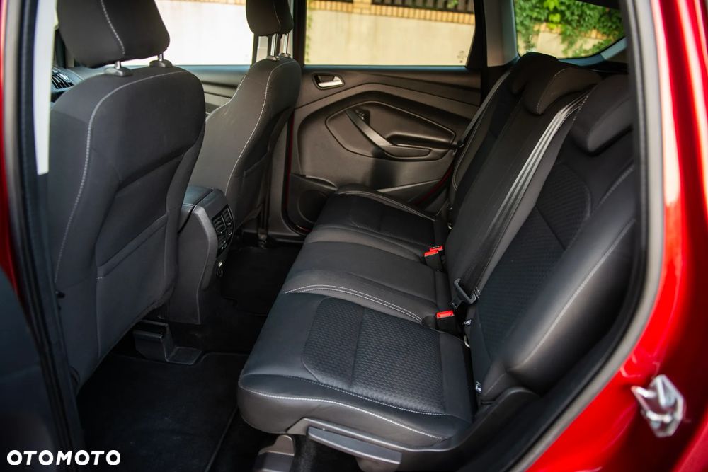 Ford Kuga 2.0 TDCi 4x4 Titanium - 22