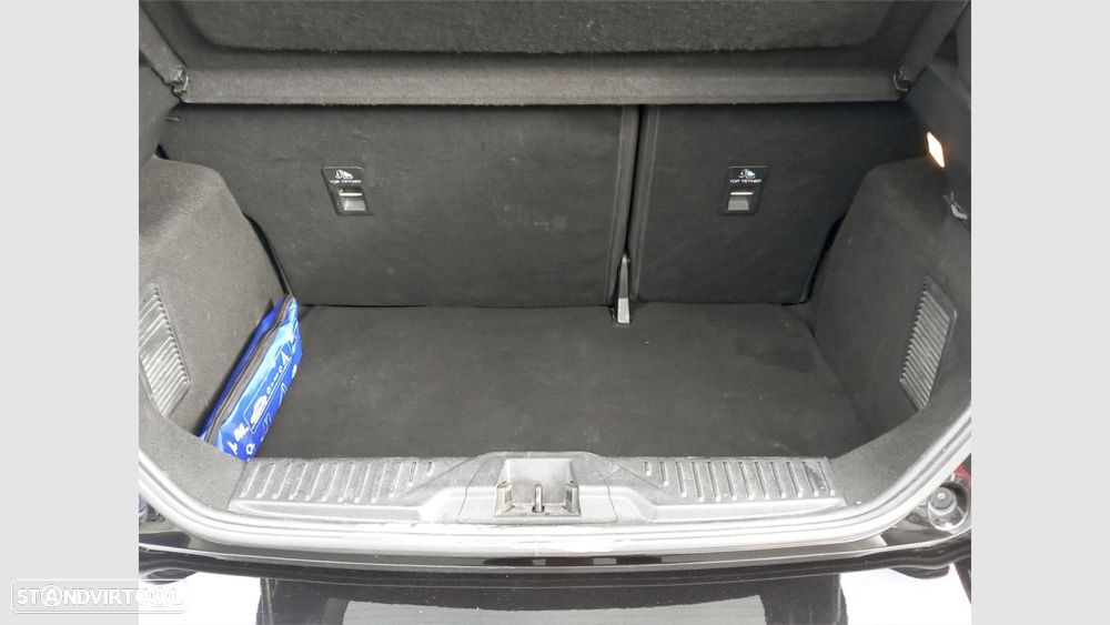 Ford Fiesta 1.0 EcoBoost ST-Line X - 14