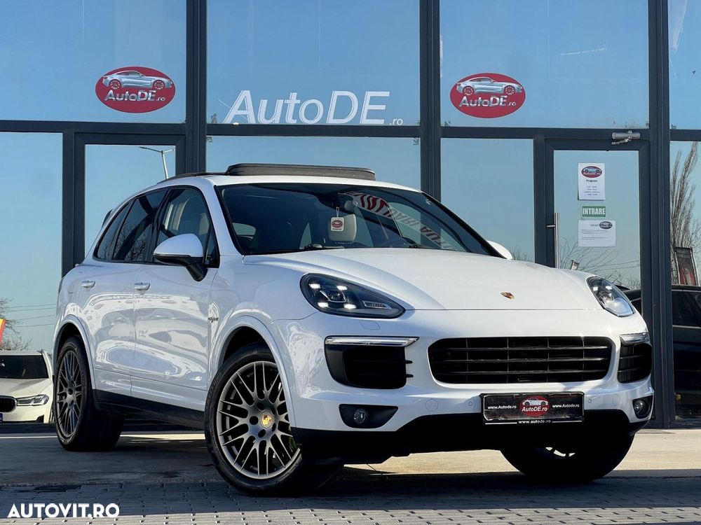 Porsche Cayenne - 2