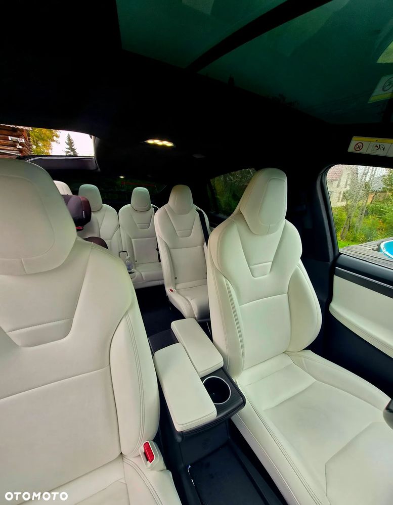 Tesla Model X Long Range Plus - 10