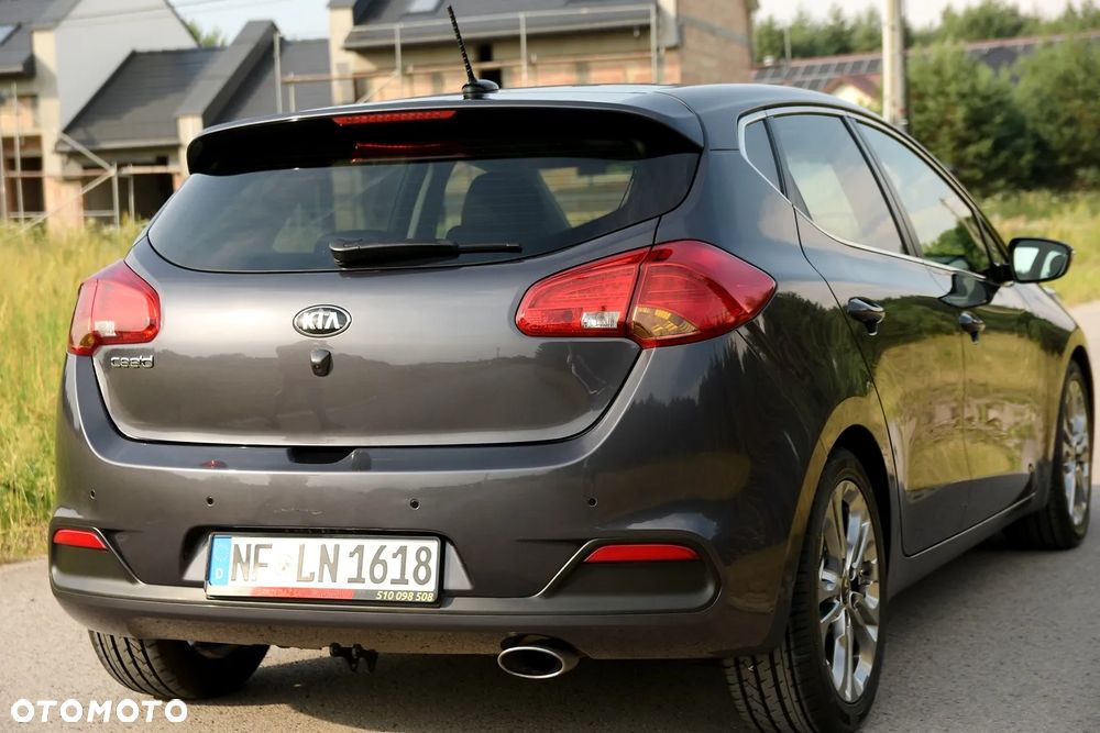 Kia Ceed 1.6 GDI DCT Platinum Edition - 8