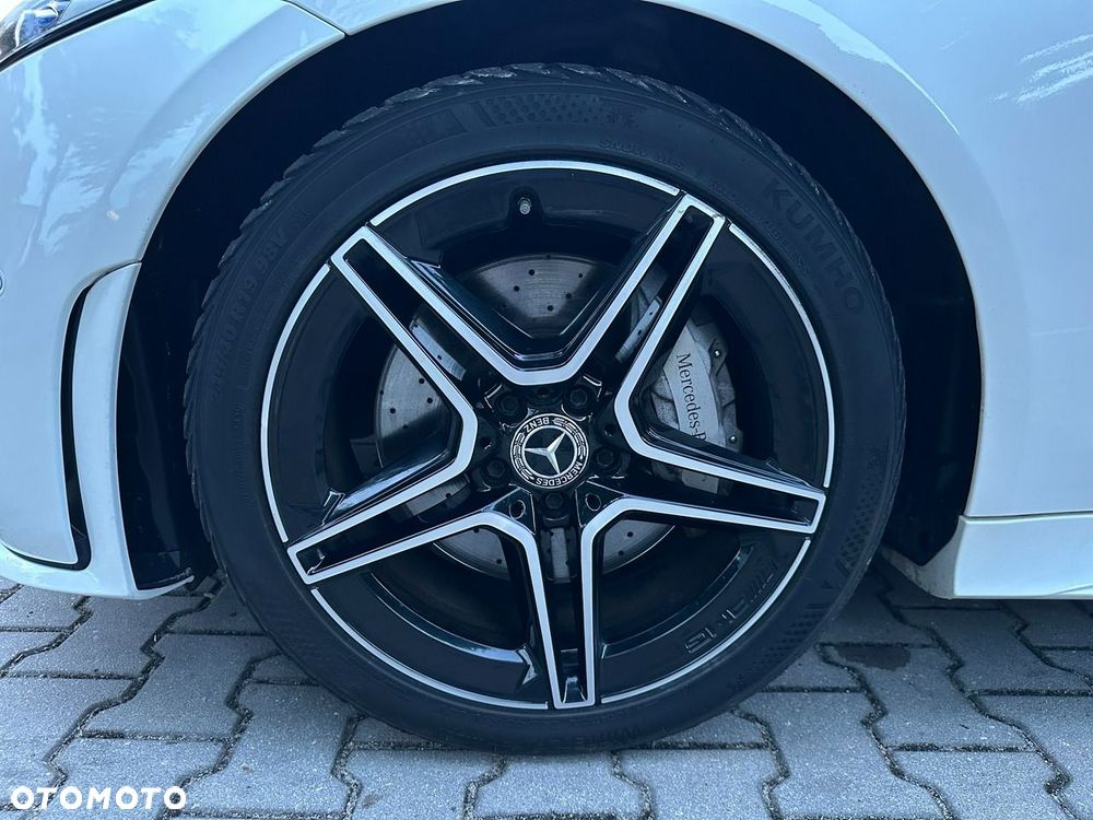 Mercedes-Benz CLS - 40