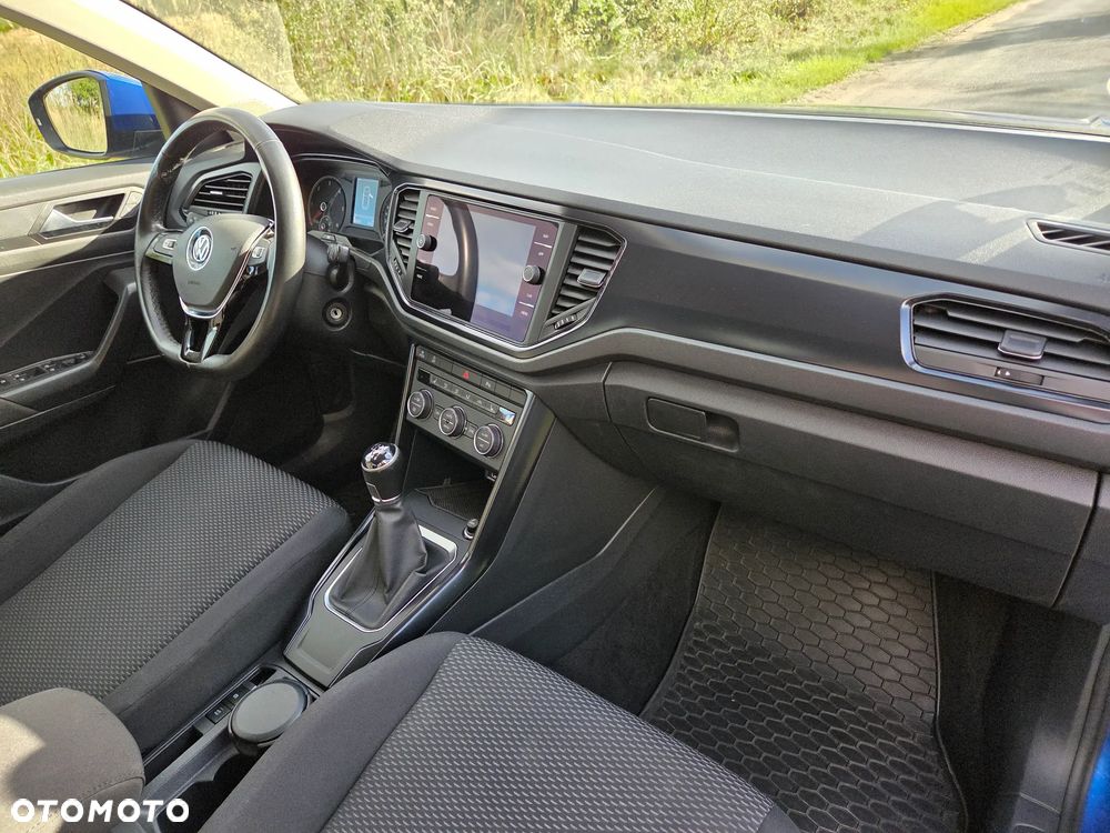 Volkswagen T-Roc - 16