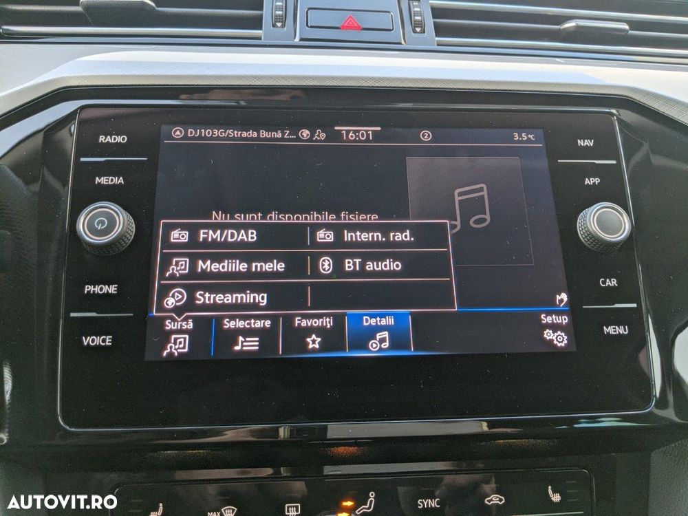 Volkswagen Passat - 24