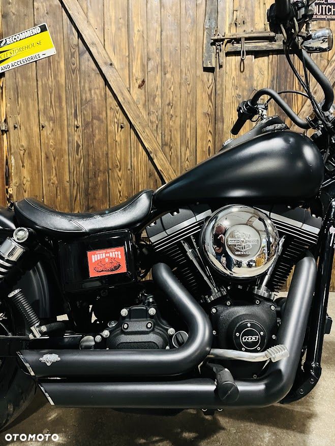 Harley-Davidson Dyna Street Bob - 11