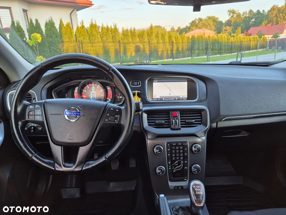 Volvo V40 T2 Kinetic - 5