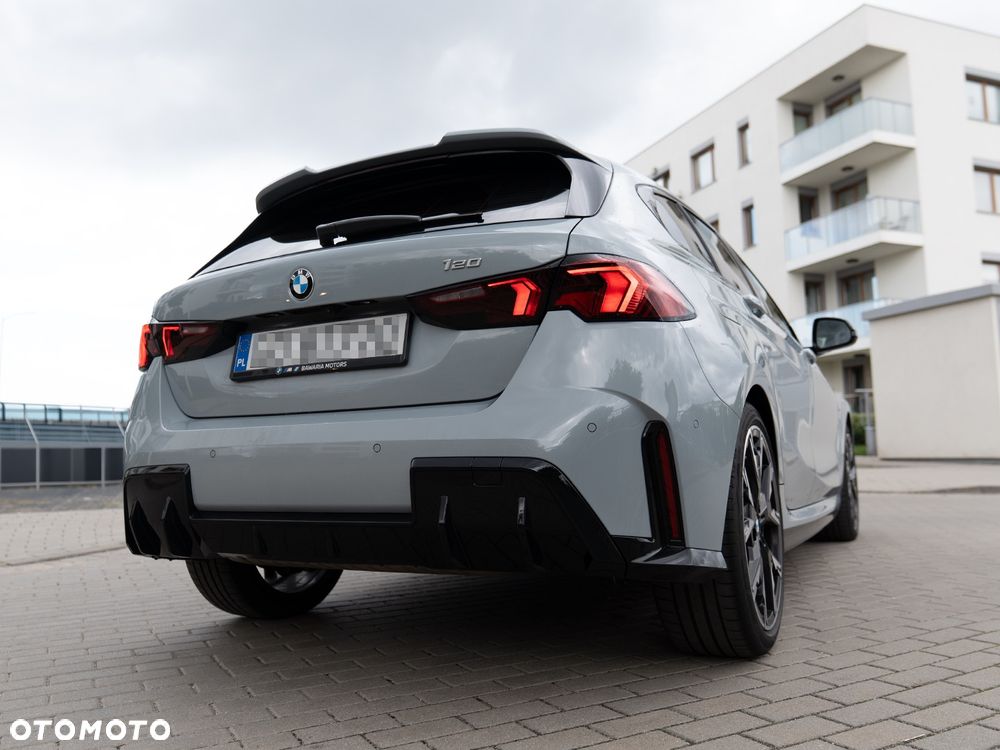 BMW Seria 1 120 mHEV - 3