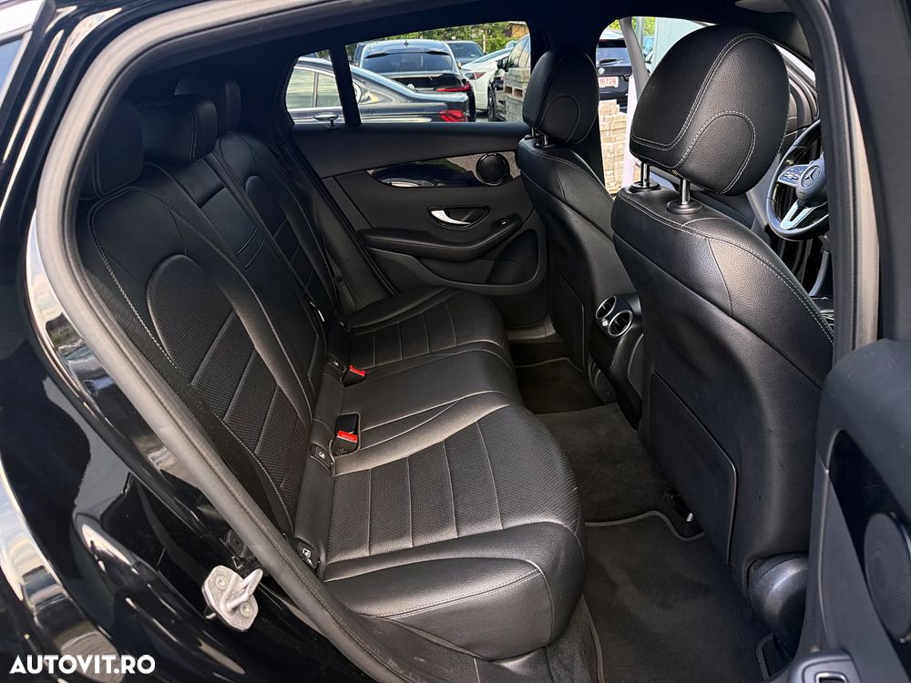 Mercedes-Benz GLC 220 d 4MATIC 9G-TRONIC Exclusive - 38