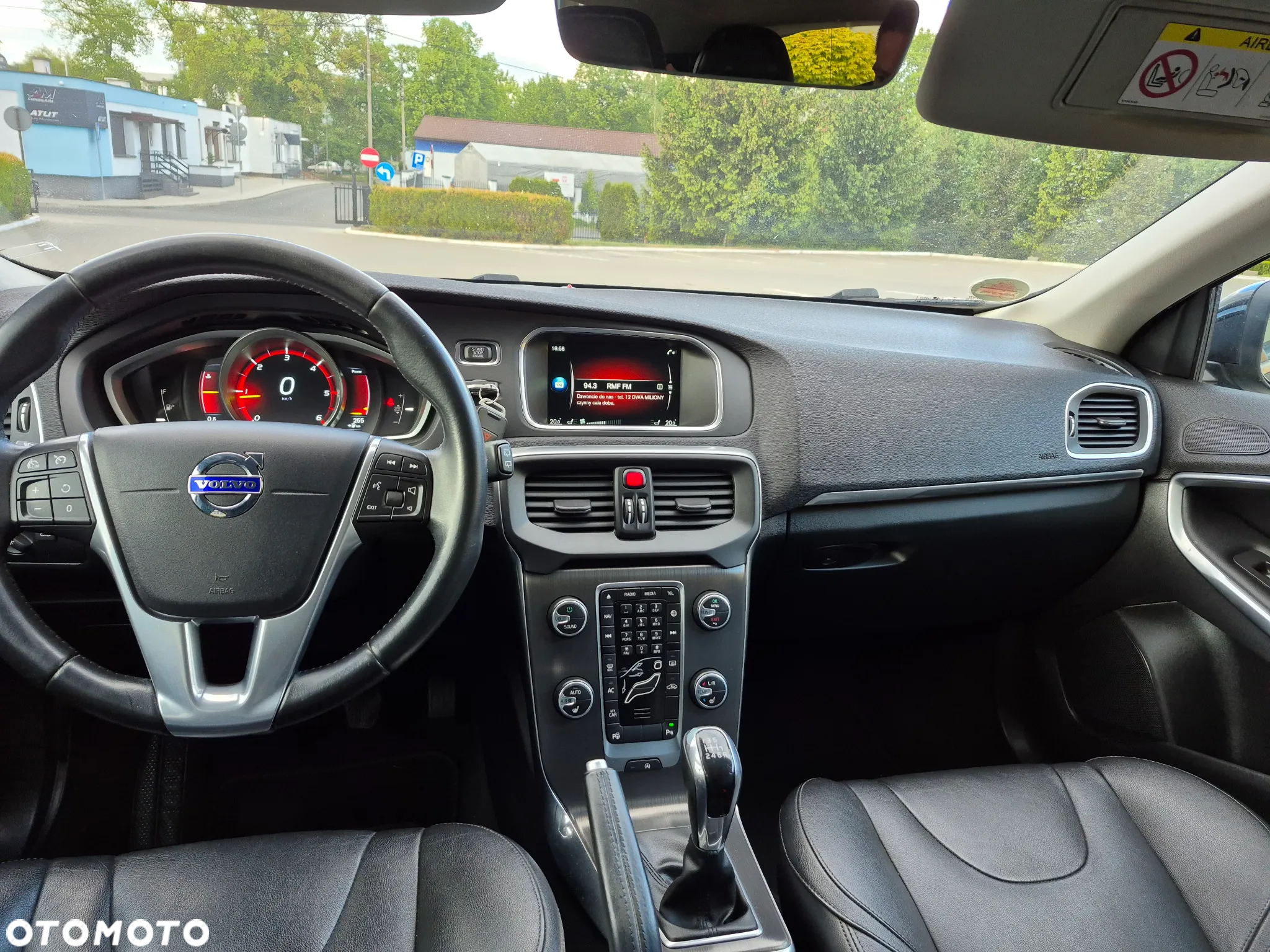Volvo V40 D2 Drive-E Summum - 26