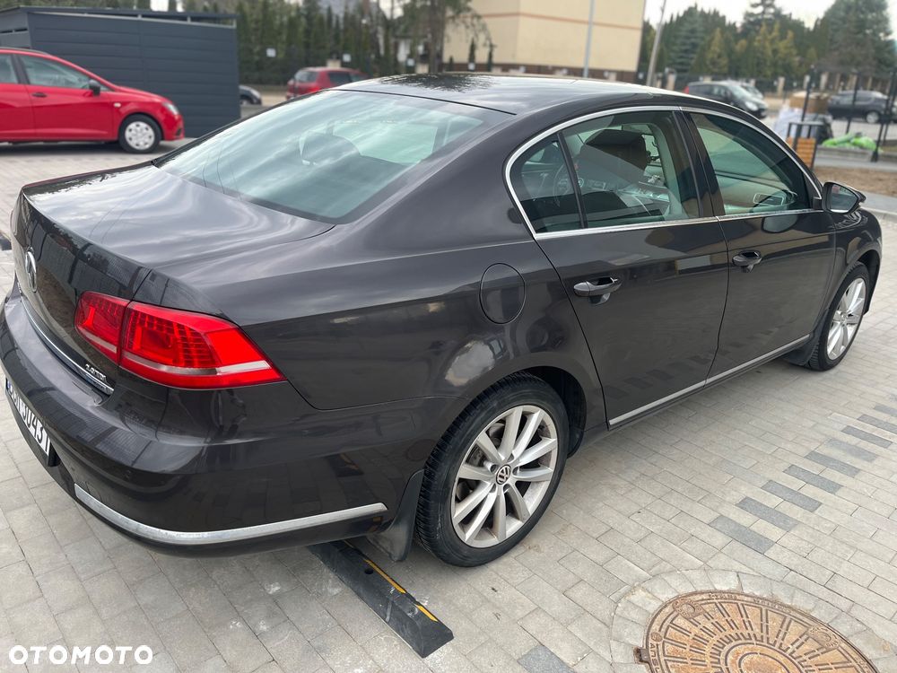 Volkswagen Passat 2.0 TDI Comfortline DSG - 9