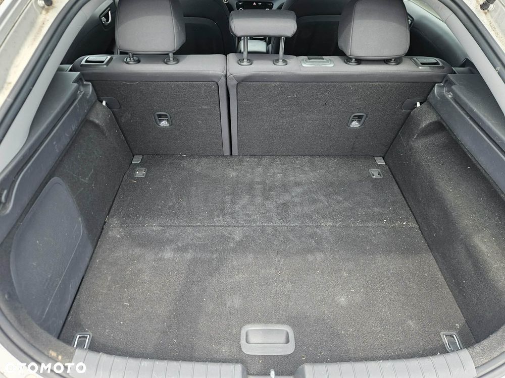 Hyundai IONIQ Premium - 12