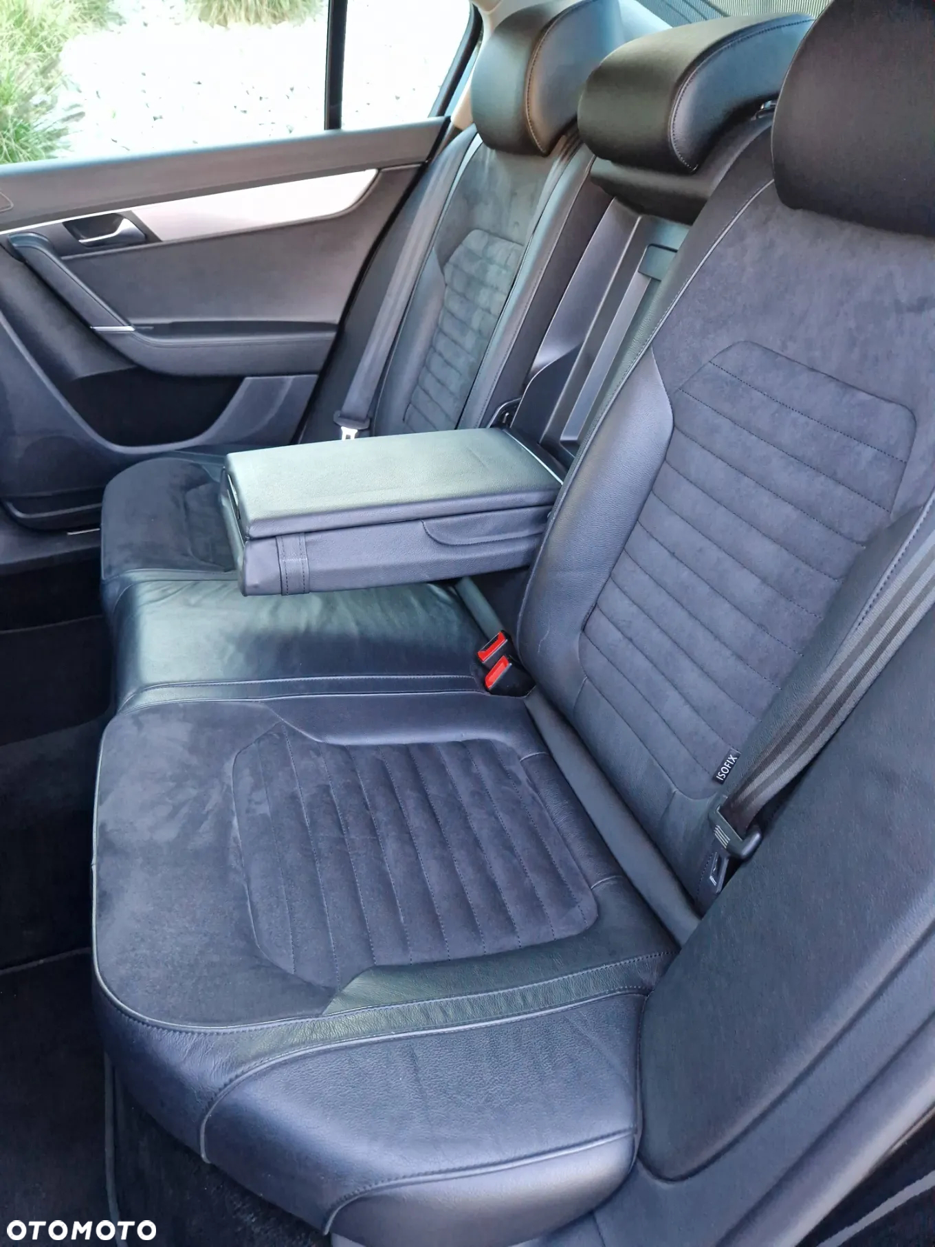 Volkswagen Passat 2.0 TDI Highline DSG - 30