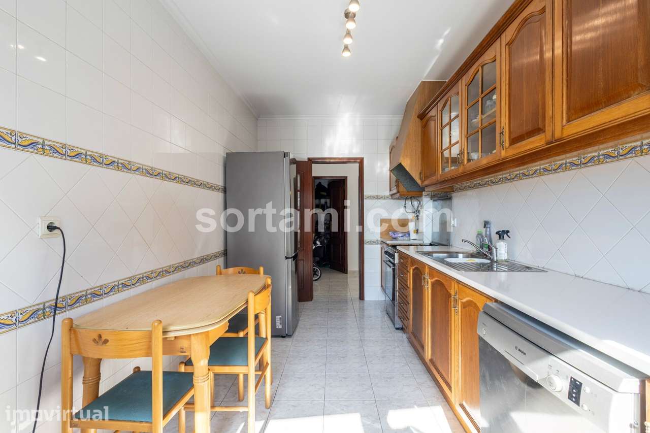 Apartamento T2 Venda em Faro (Sé e São Pedro),Faro - Grande imagem: 5/12