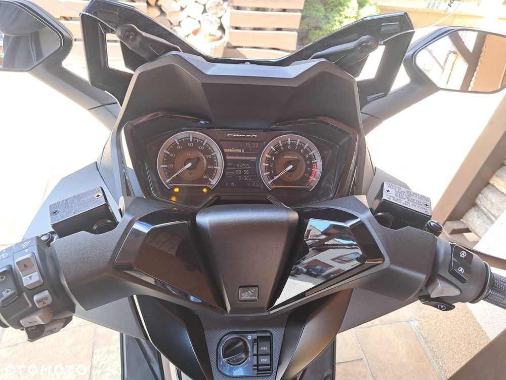 Honda NSS - 12