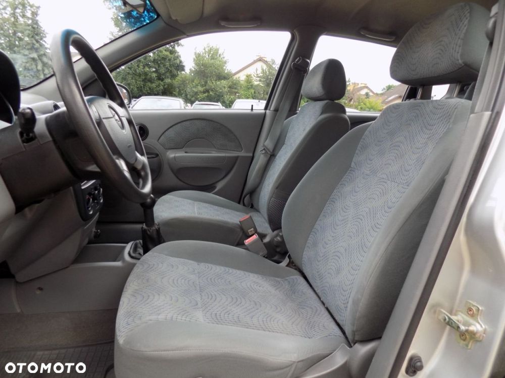 Chevrolet Aveo - 7