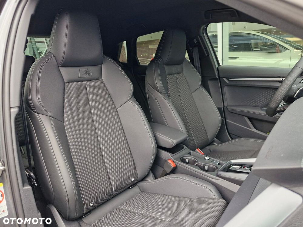 Audi A3 Sportback 35 TFSI mHEV S Line S tronic - 12