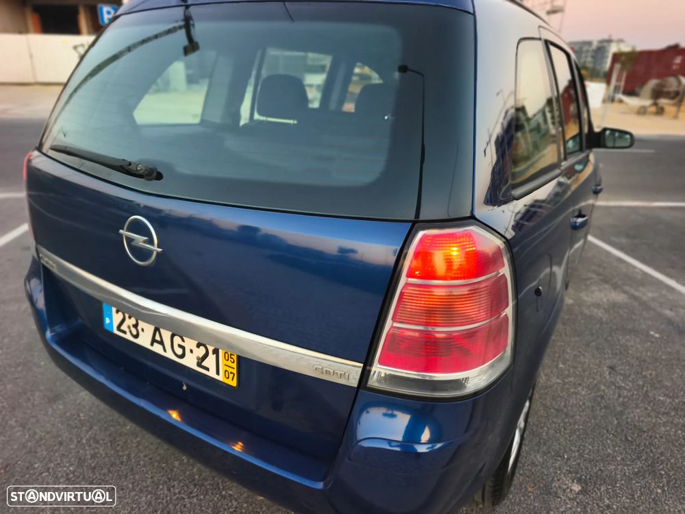 Opel Zafira 1.9 CDTi Enjoy - 31