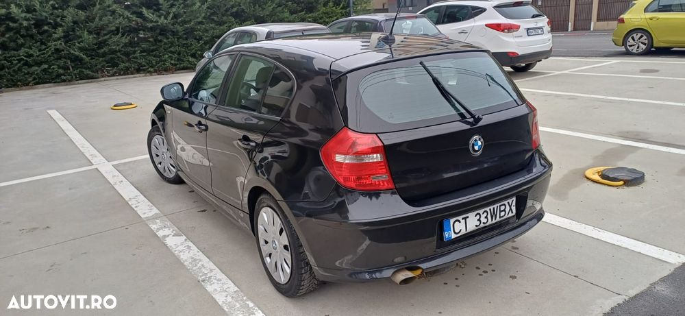 BMW Seria 1 116d Sport Line - 3