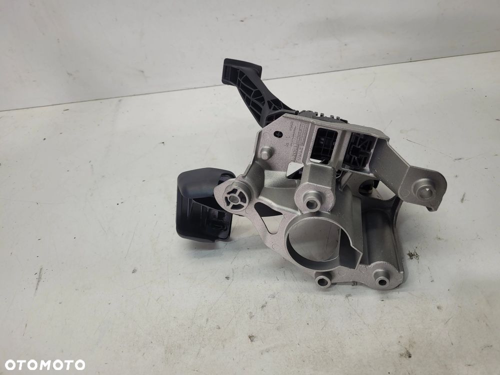 PEDAŁY STELAŻ AUDI Q4 E-TRON VW SEAT SKODA 1EC723058G 1EC723503 - 5