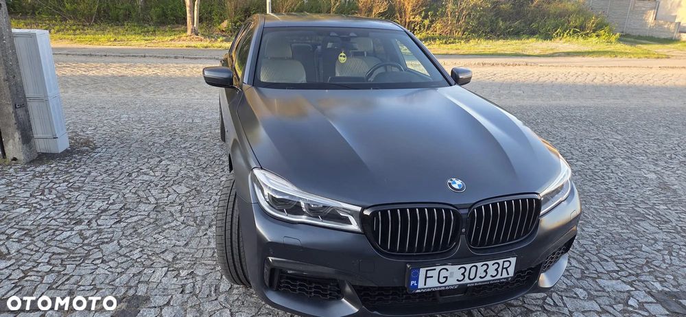 BMW Seria 7 750d xDrive - 3