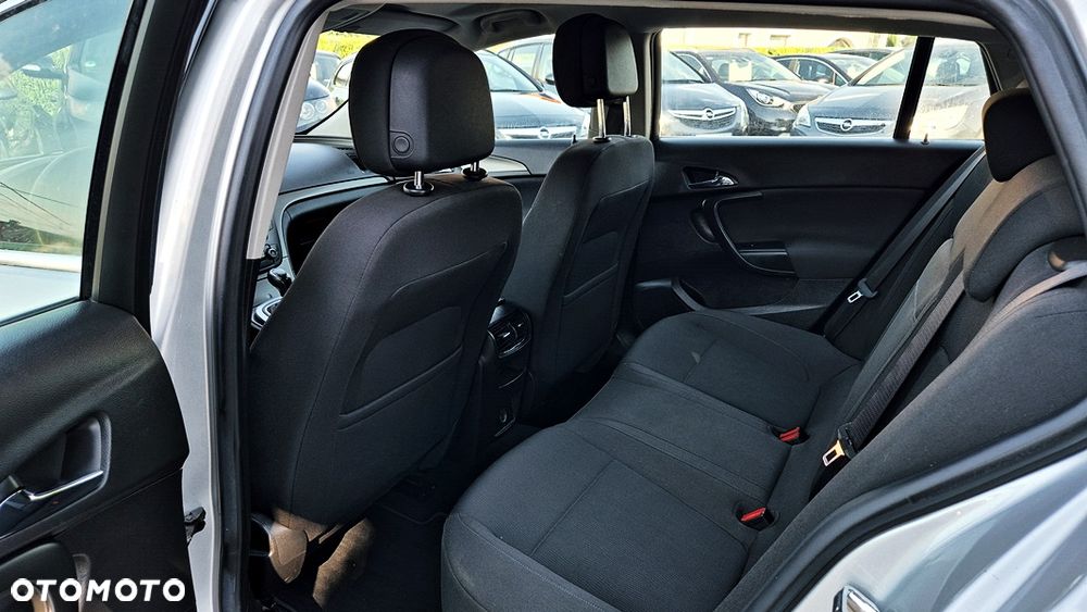 Opel Insignia 1.4 T Cosmo S&S - 28