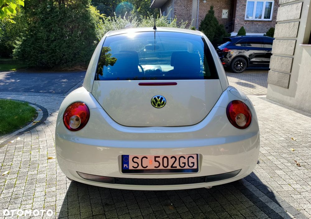 Volkswagen New Beetle 1.6 - 34